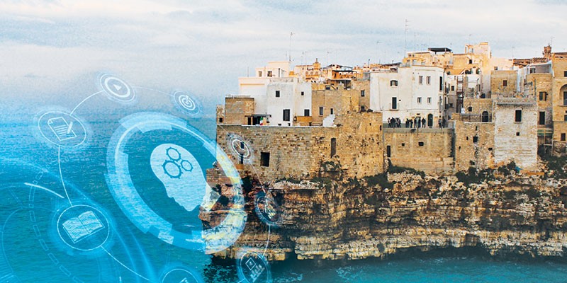 Smart Tourism Management city on the sea