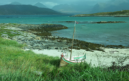 sea and boats