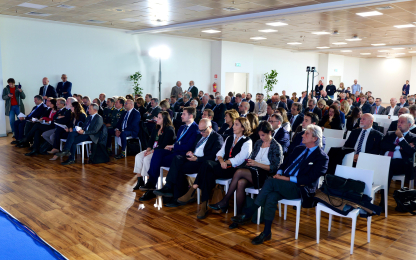 Interreg ONCLOUDNINE+ discusses in Bari the sustainability challenges of air transport