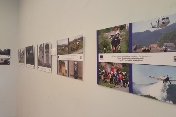 photo exhibition